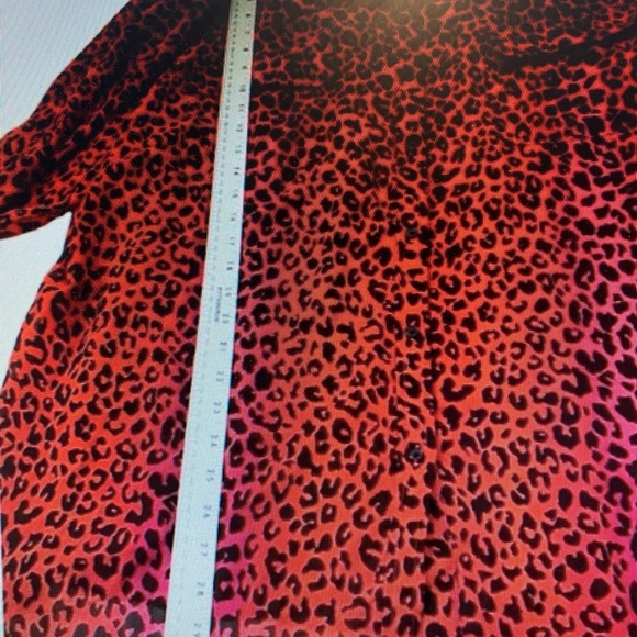 Lane Bryant Red, Black & Pink Sheer Leopard Fashion Blouse - EUC - Size 26/28 - Picture 11 of 13